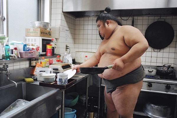 Chùm ảnh về cuộc sống của các Sumo Nhật Bản