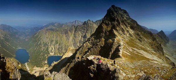 Loạt ảnh đẹp đến ngoạn mục về dãy núi cao nhất Ba Lan qua ống kính Karol Nienartowicz 