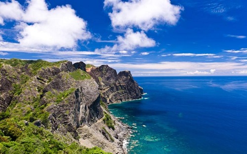Những hòn đảo kỳ lạ ở Nhật nhất định phải ghé thăm