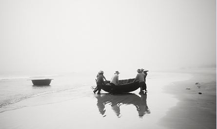 Một Việt Nam khác lạ qua ống kính nhiếp ảnh gia quốc tế