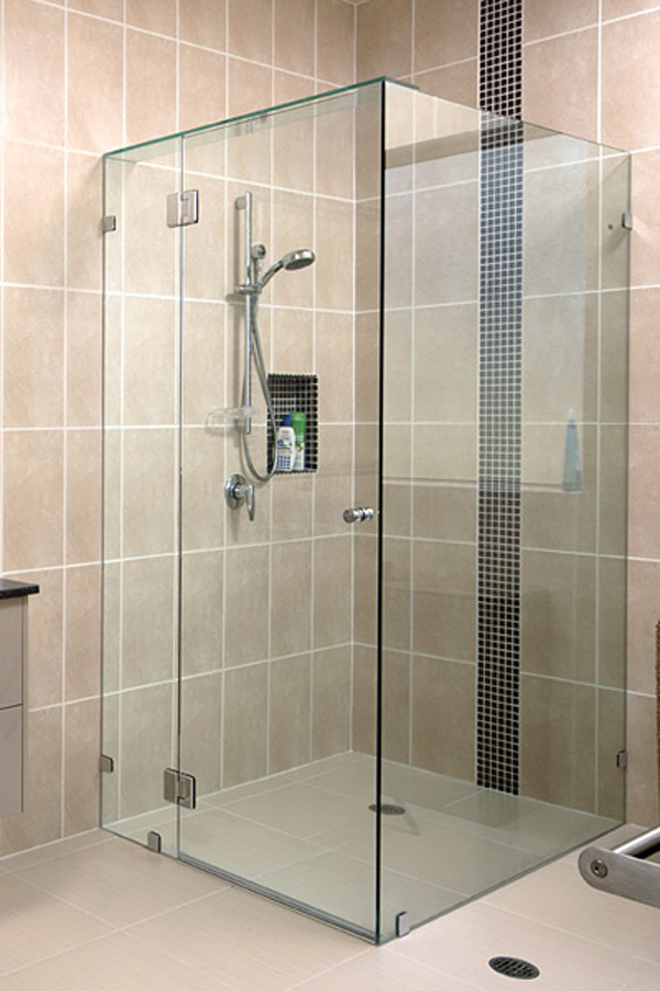 Vách tắm kính, cabin tắm