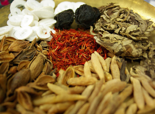 Bài thuốc Độc hoạt ký sinh thang