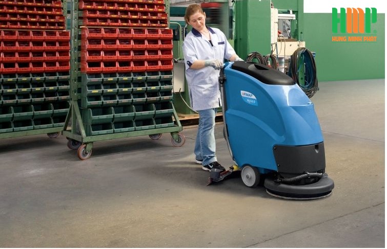 Máy lau sàn nhà CleanMaid TT-50E