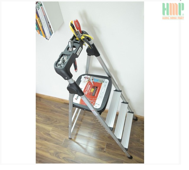 Thang nhôm ghế 5 bậc Hakachi HL-05