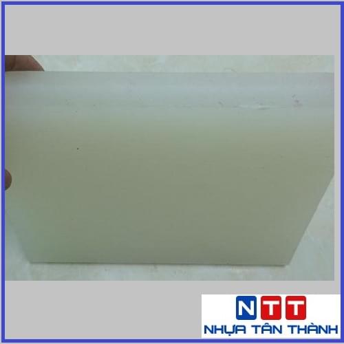 BÁN THỚT NHỰA QUẬN 9.