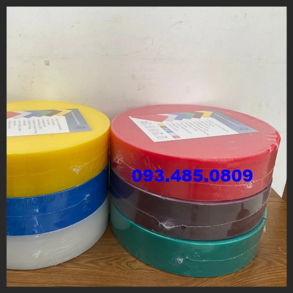 cung cấp thớt nhựa cho nhà hàng