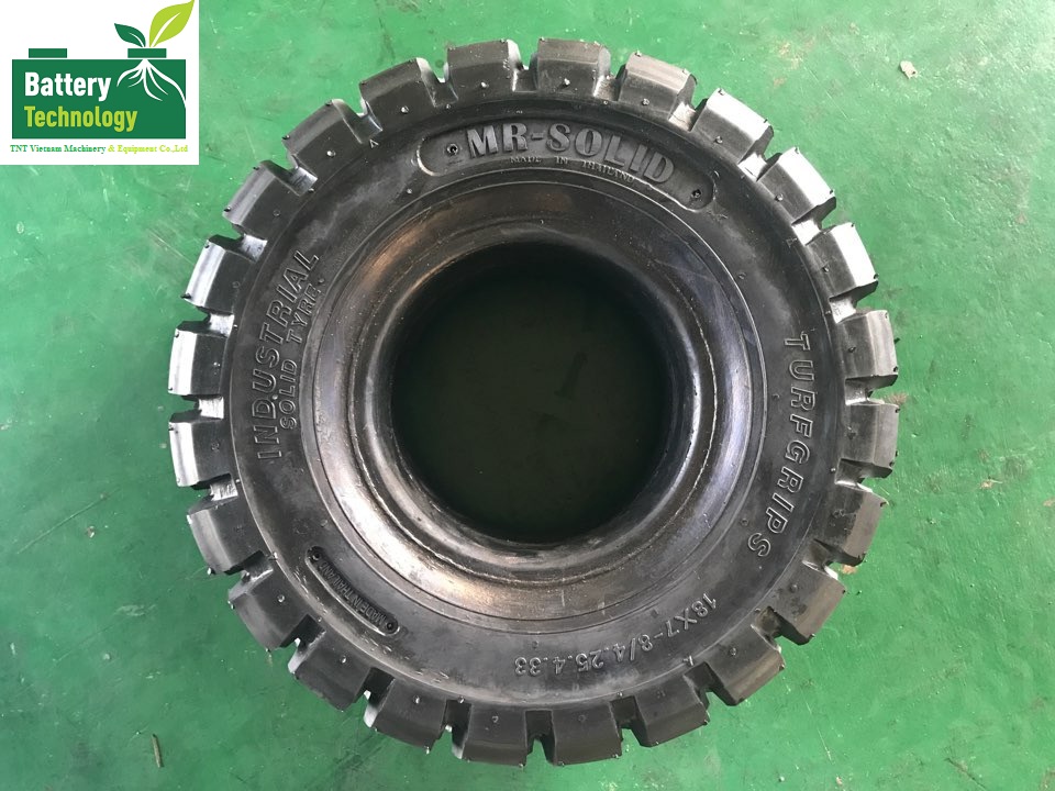 Lốp xe nâng bán tại TNT Việt Nam