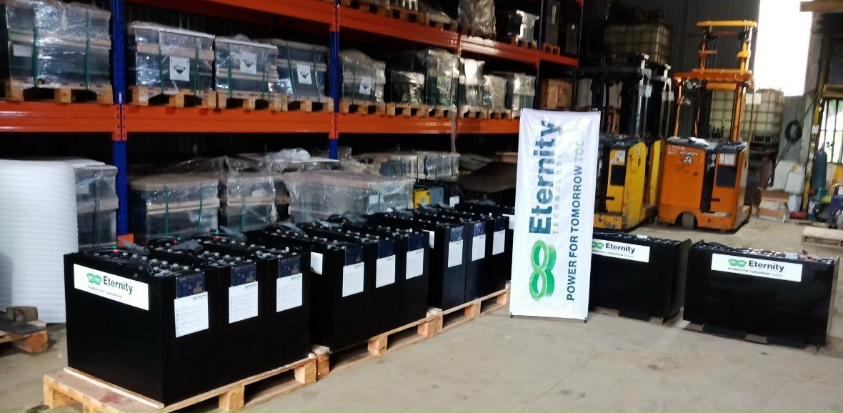 QUA1200 ẮC QUY QUASAR 48V-600AH