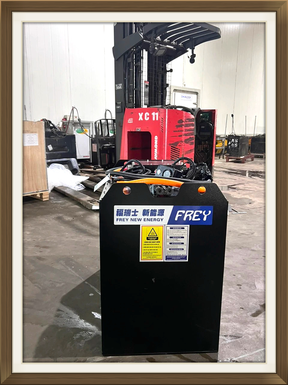 Pin lithium hiệu Frey 38.4V - 770AH