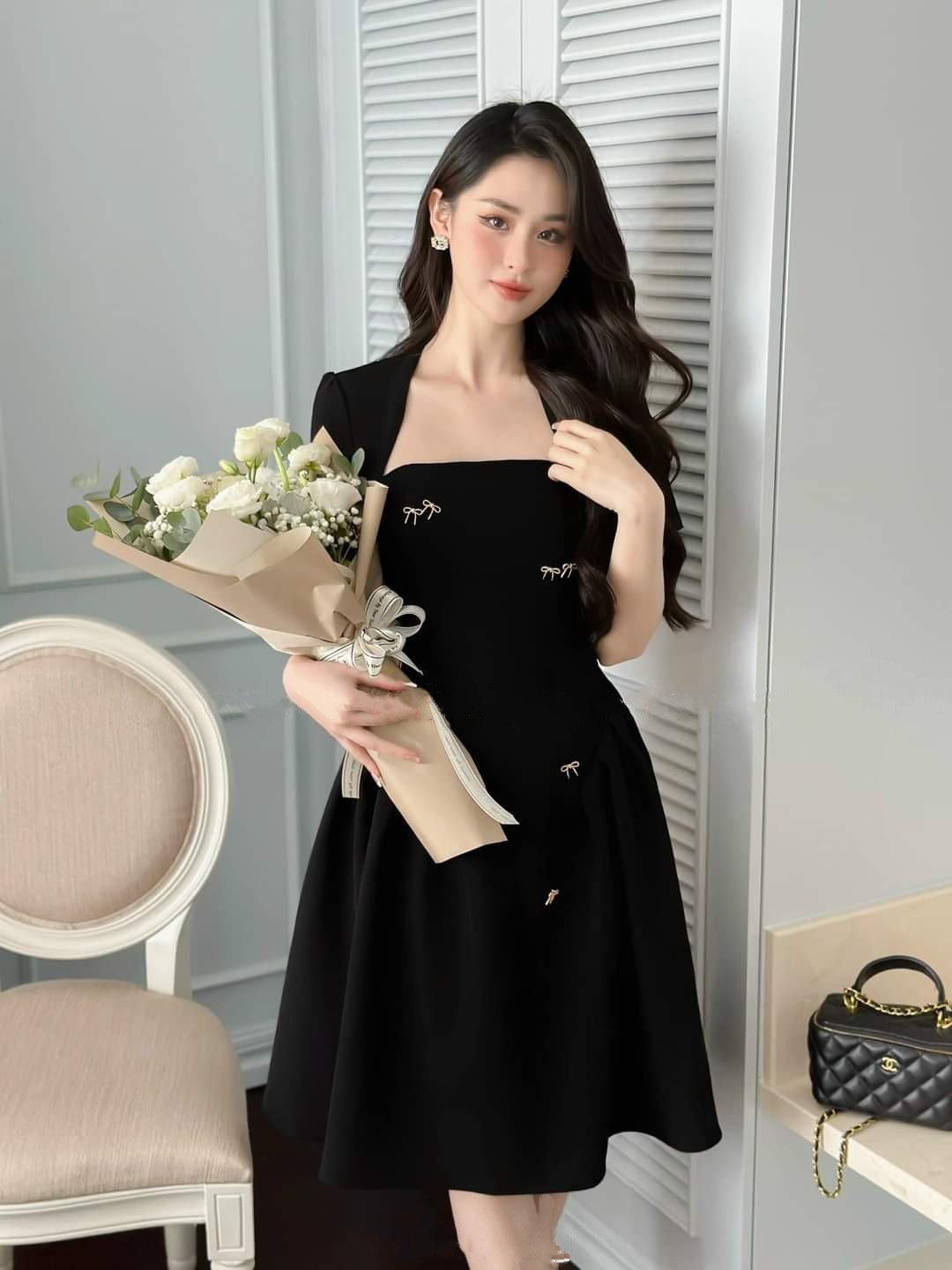 Đầm dự tiệc dáng xòe cúp tay con kèm nơ đá sang trọng