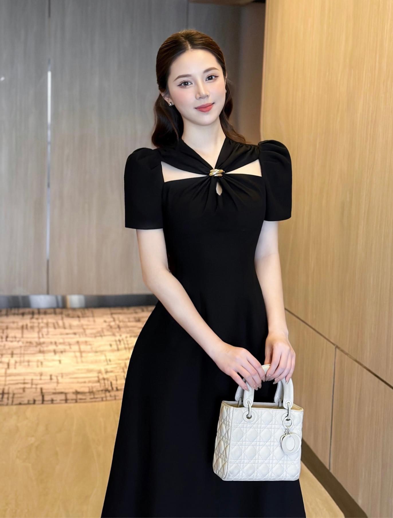 Đầm dự tiệc dáng xoè tay con cut out vai sang trọng 