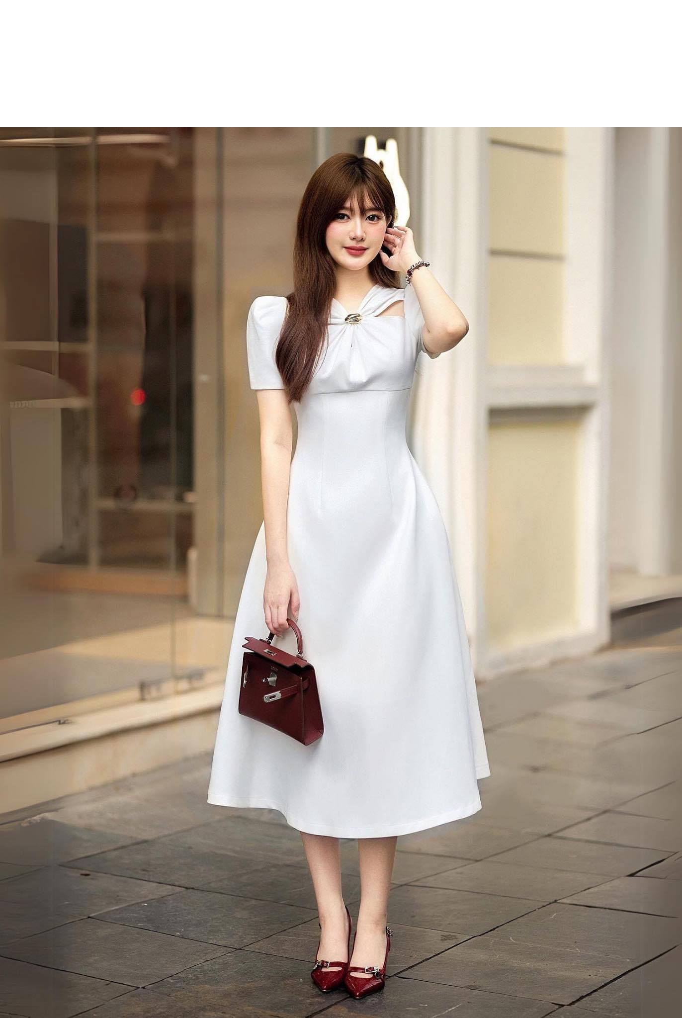Đầm dự tiệc dáng xoè tay con cut out vai sang trọng