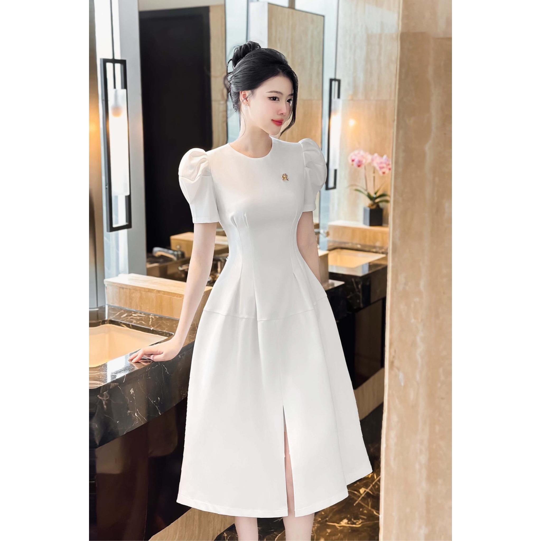 Đầm dự tiệc dáng xoè tay phồng xẻ tà sang trọng