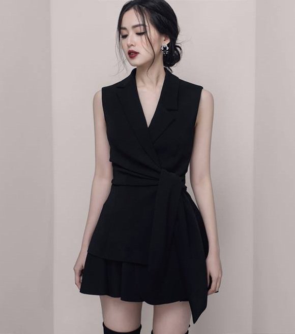 Áo váy kiểu áo vest sát nách váy ngắn (Đỏ đô)