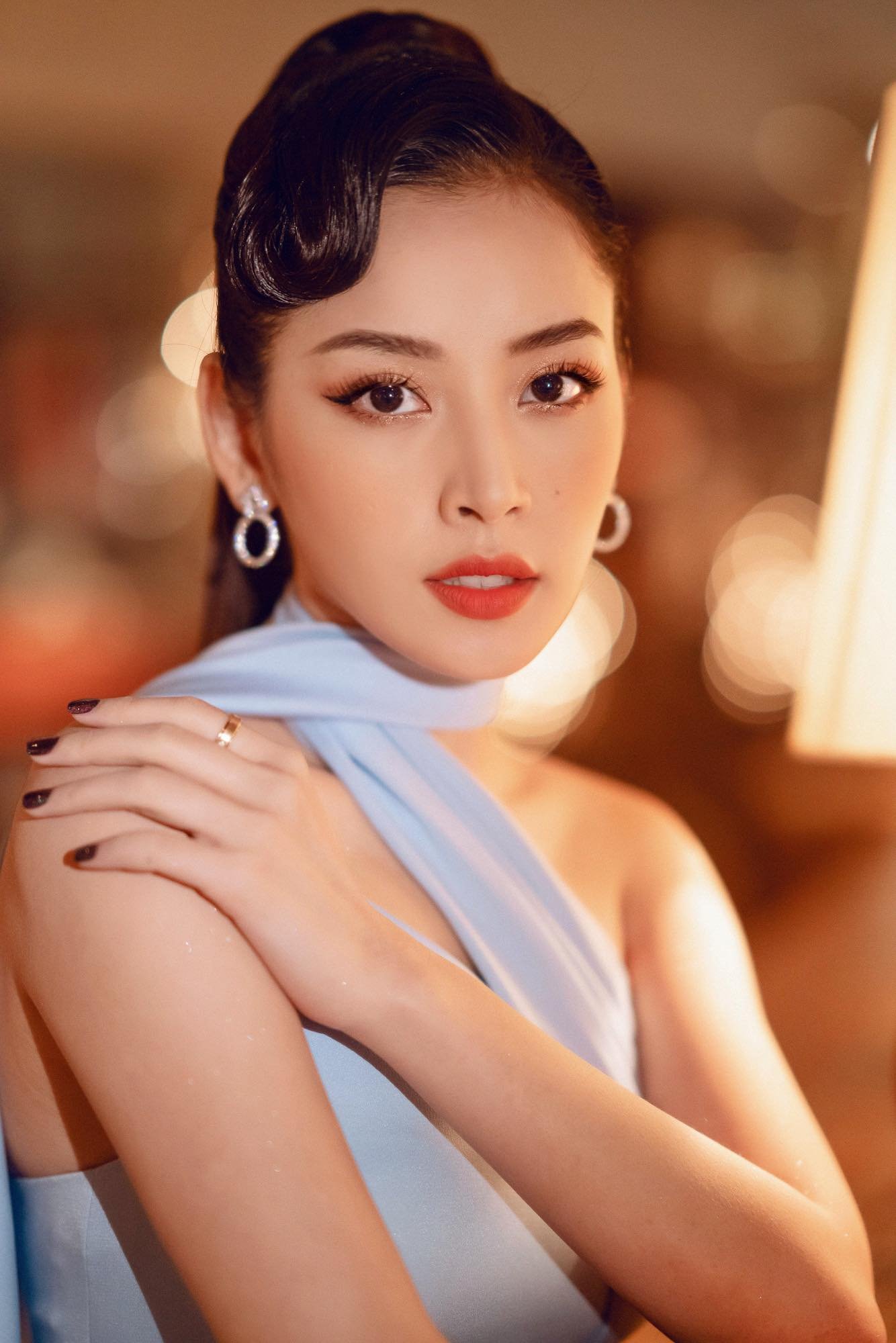 Đầm dạ hội kiểu lệch vai choàng cổ sang trọng