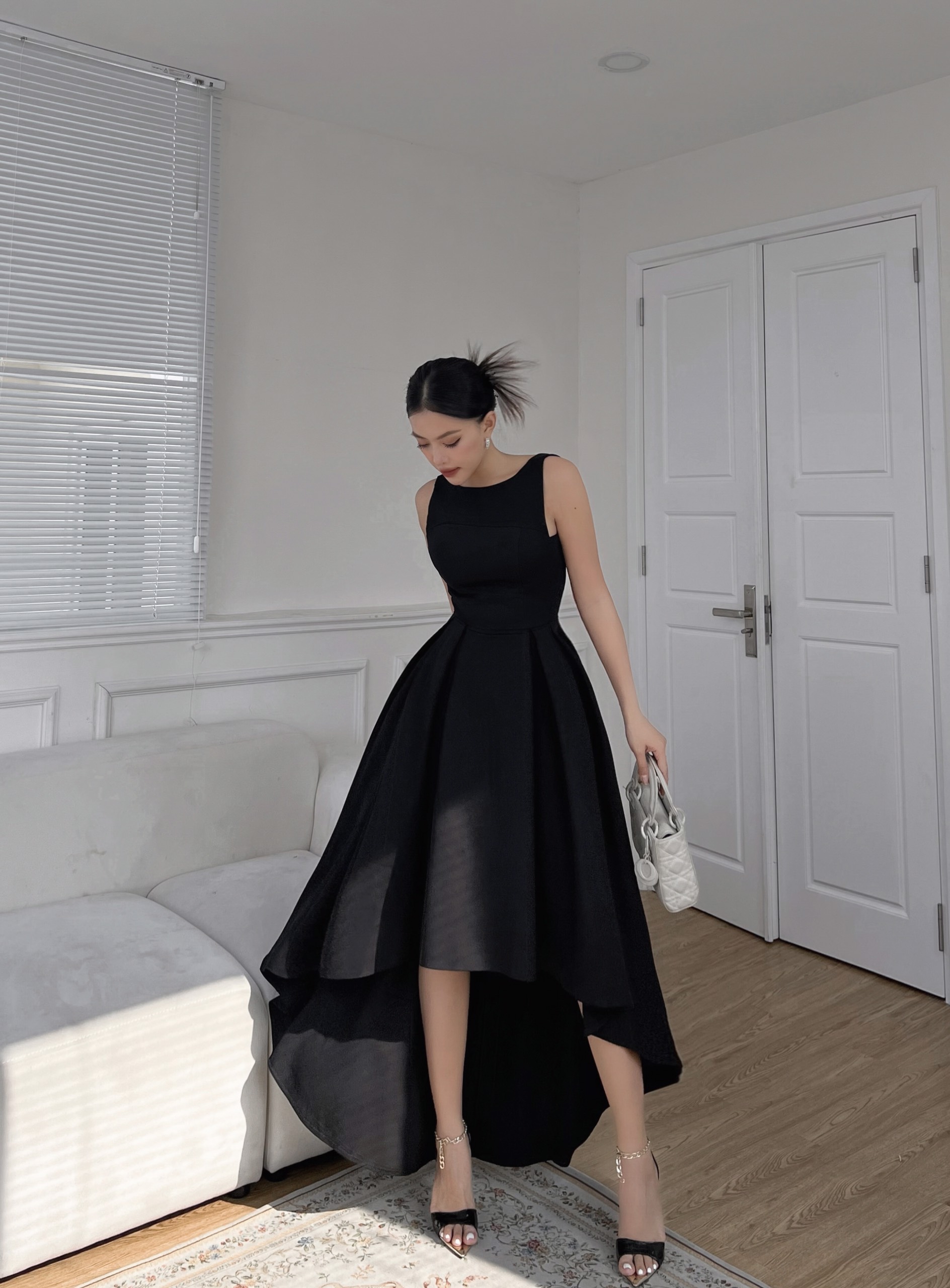 Đầm dáng xoè dài đuôi tôm kiểu hở lưng sang trọng Alvin Store 0733 (Đỏ)