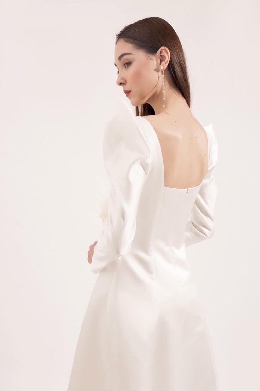 Đầm dạ hội kiểu tay phồng dài cổ vuông (KHÔNG KÈM HOA)