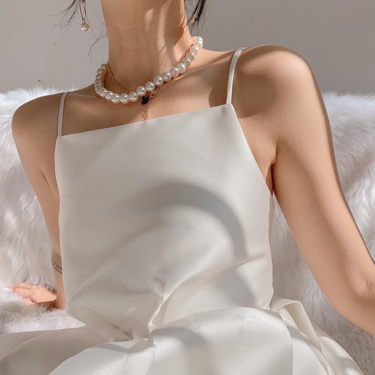 Đầm dạ hội xoè kiều hai dây hở lưng xếp bụng