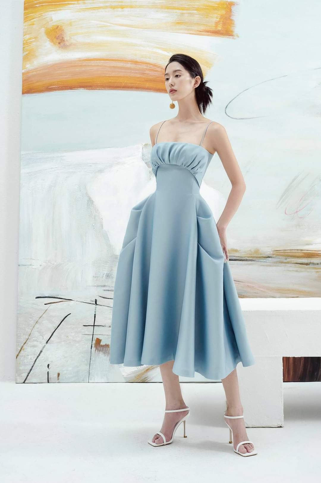 Đầm dáng xòe cách điệu hai dây cúp ngực dự tiệc sang trọng (Nude)