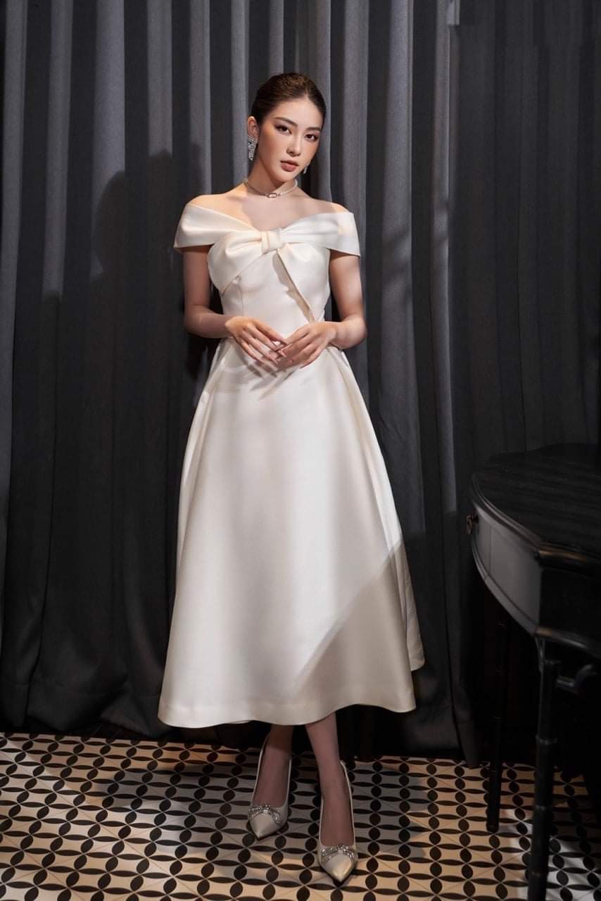 Đầm xòe dáng dài hở vai phối nơ ngực dự tiệc (Đỏ đô)