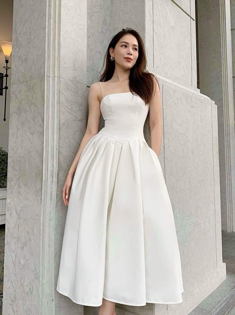 Đầm xòe dài hai dây cúp ngực phối túi (Đen)