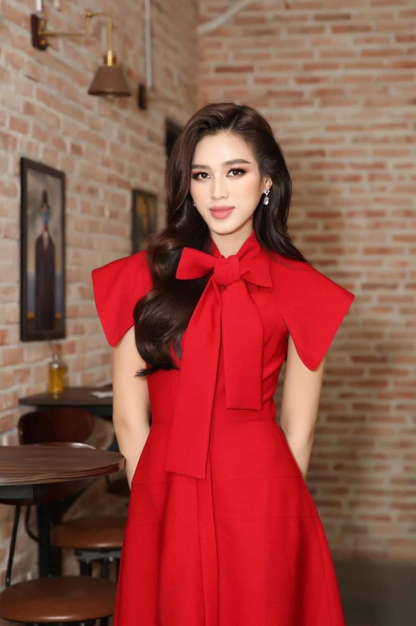 Đầm xòe vintage tay ngắn cổ phối nơ (Đỏ)