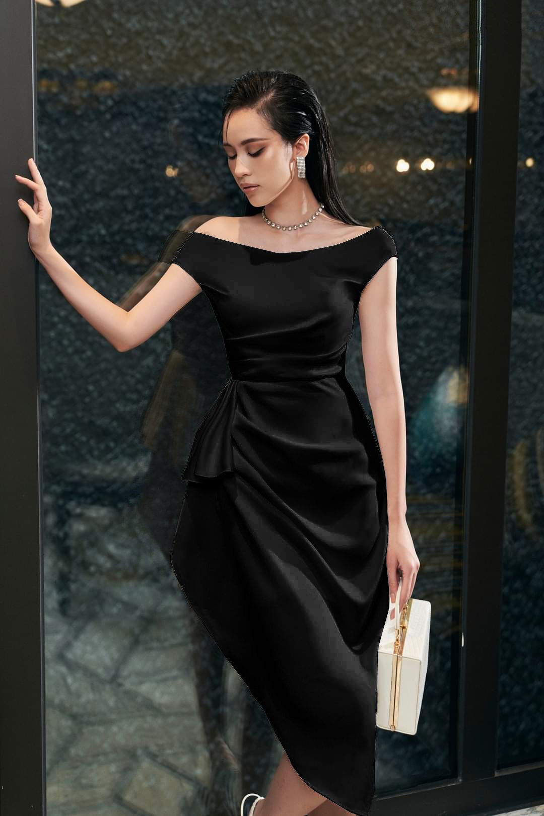 Đầm ôm body lệch vai phối bèo eo xéo tà (Trắng)