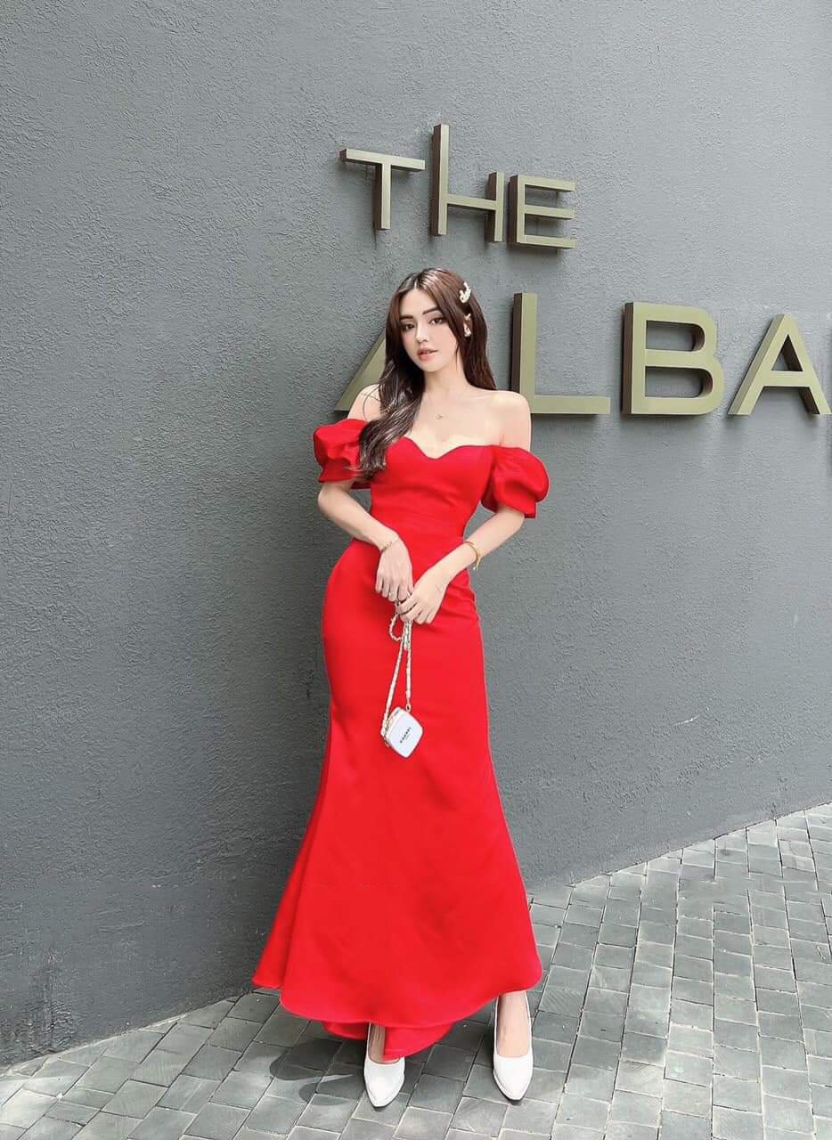 Đầm dạ hội hở vai ngang đuôi cá nhẹ phối lưới (Trắng)