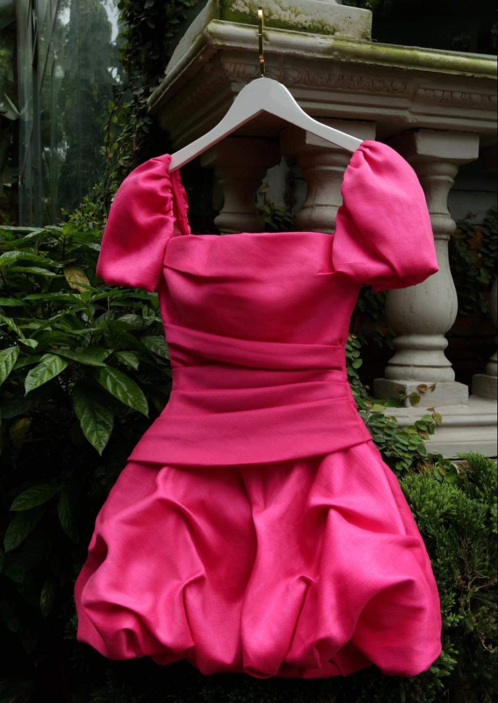 Đầm xòe bồng trên gối cúp ngực phối tay con (Hồng)