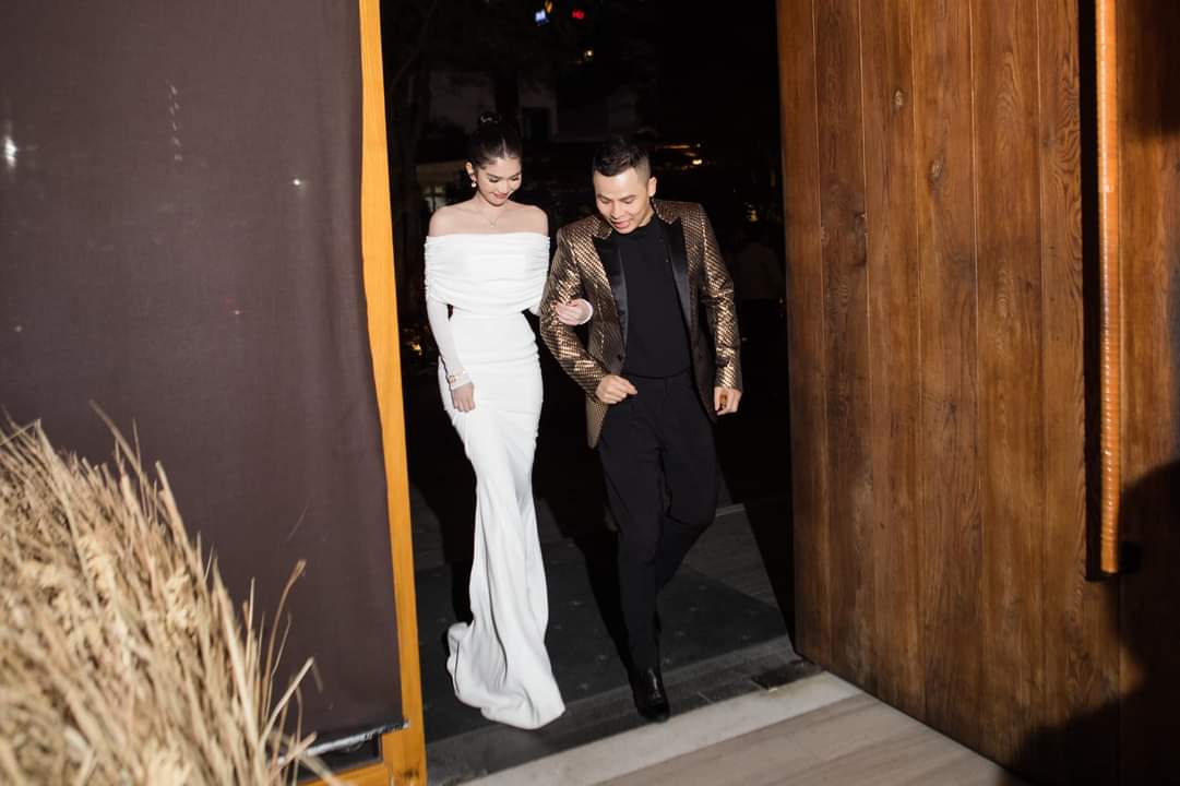 Đầm dạ hội ôm body hở vai tay dài dự tiệc