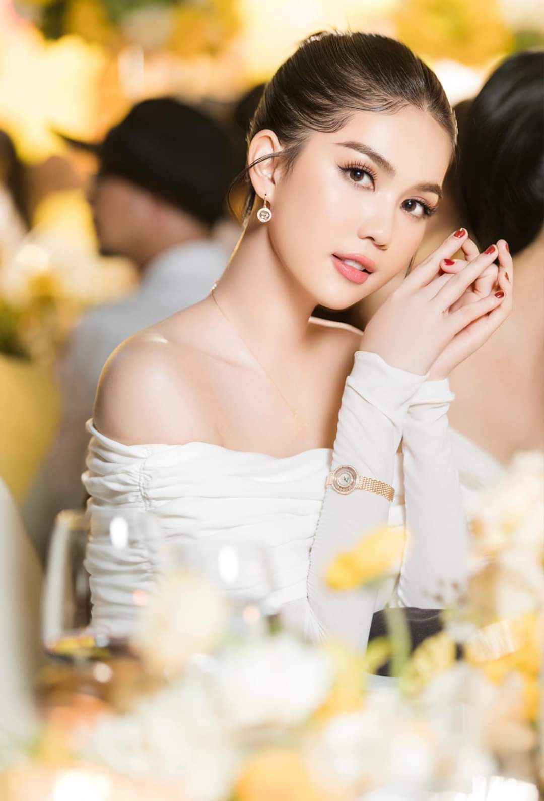 Đầm dạ hội ôm body hở vai tay dài dự tiệc