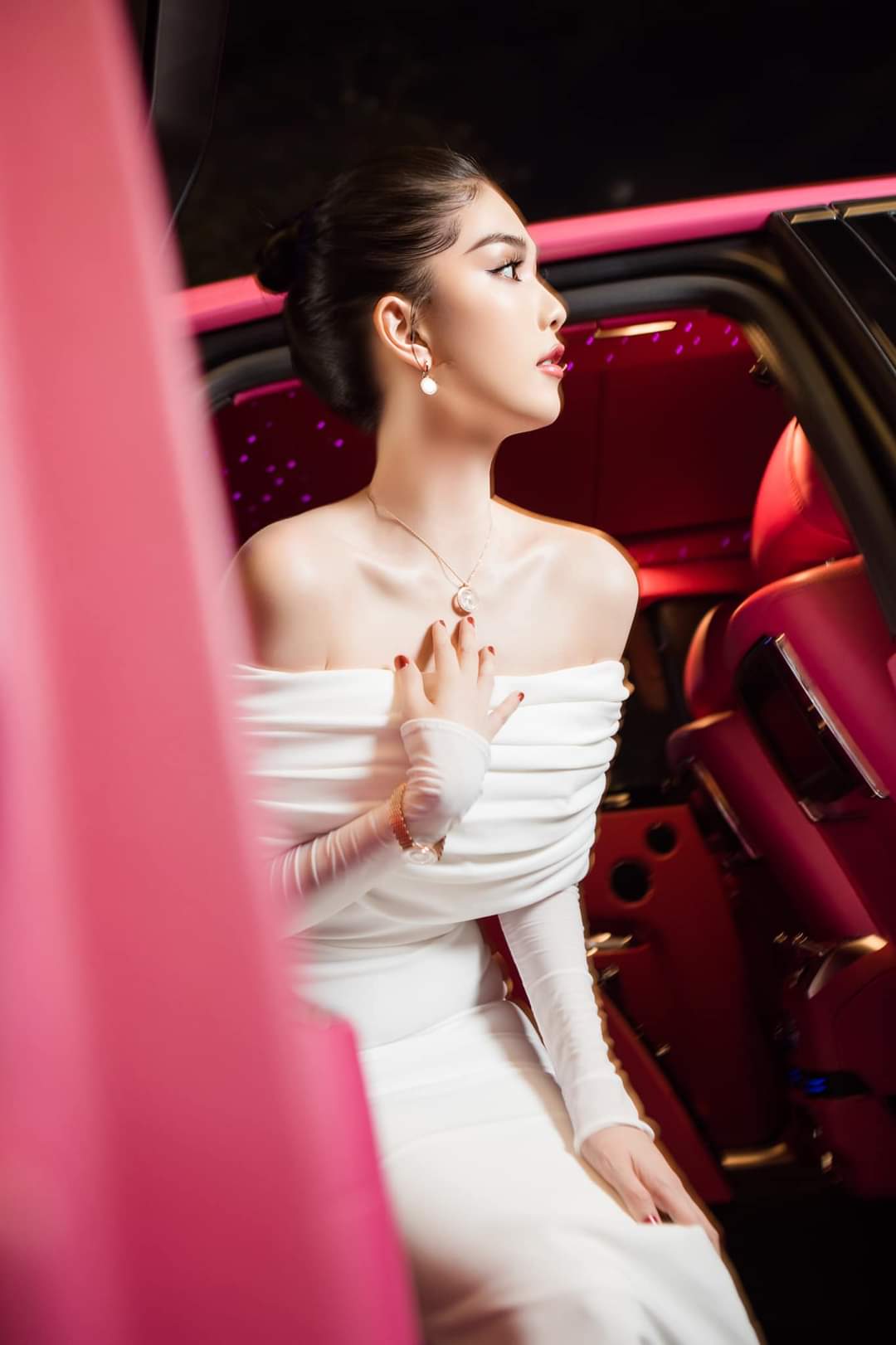 Đầm dạ hội ôm body hở vai tay dài dự tiệc