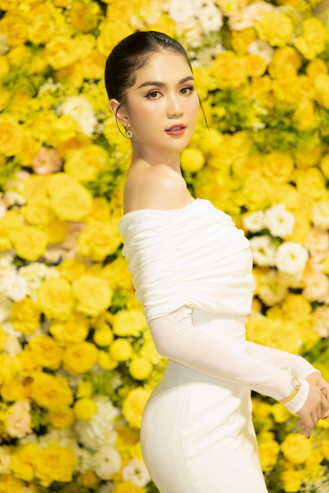 Đầm dạ hội ôm body hở vai tay dài dự tiệc