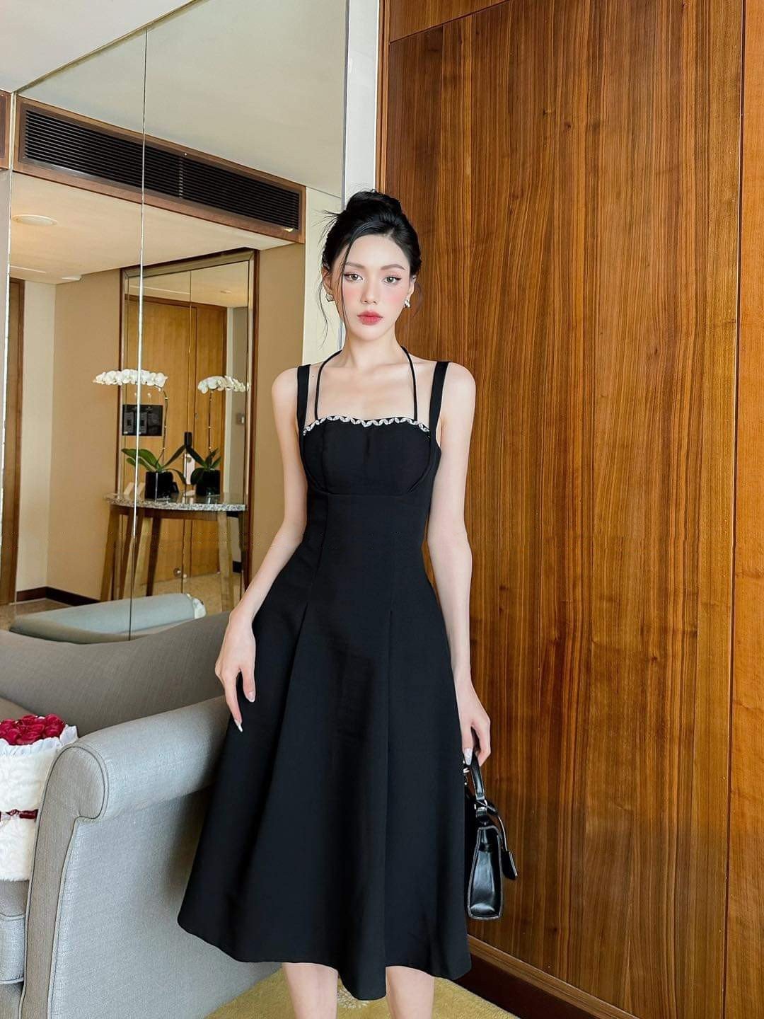 Đầm dự tiệc dáng xòe cúp ngực hai dây đính đá Alvin Store 1603