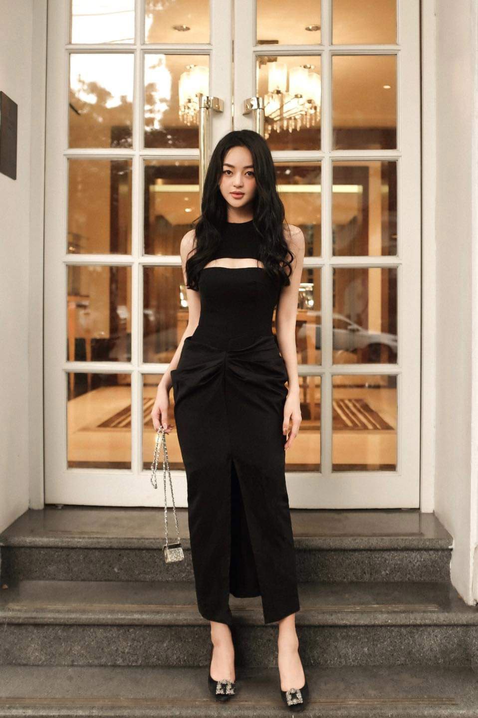 Đầm dự tiệc dáng ôm sát nách xẻ cúp ngực rút nhún sang trọng Alvin Store 1609