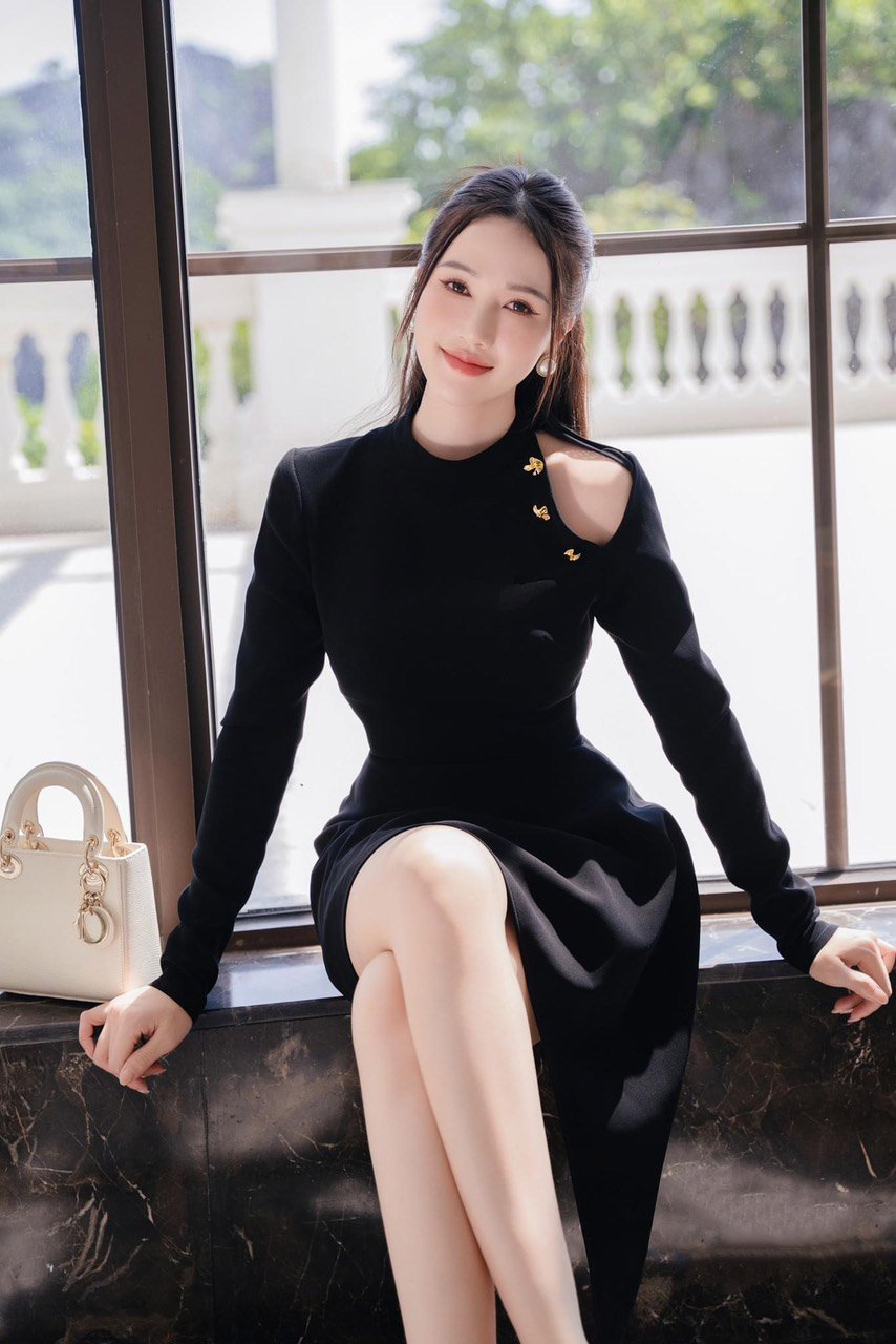 Đầm dự tiệc kiểu tay dài hở vai đính nút sang trọng Alvin Store 1612