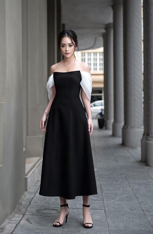 Đầm xoè kiểu cúp ngực phối tay voan kiếng