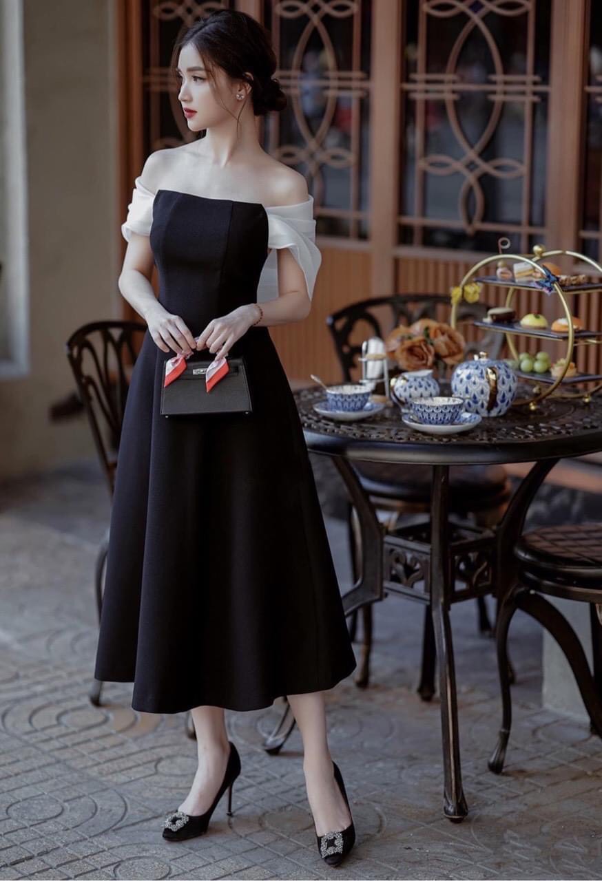 Đầm xoè kiểu cúp ngực phối tay voan kiếng