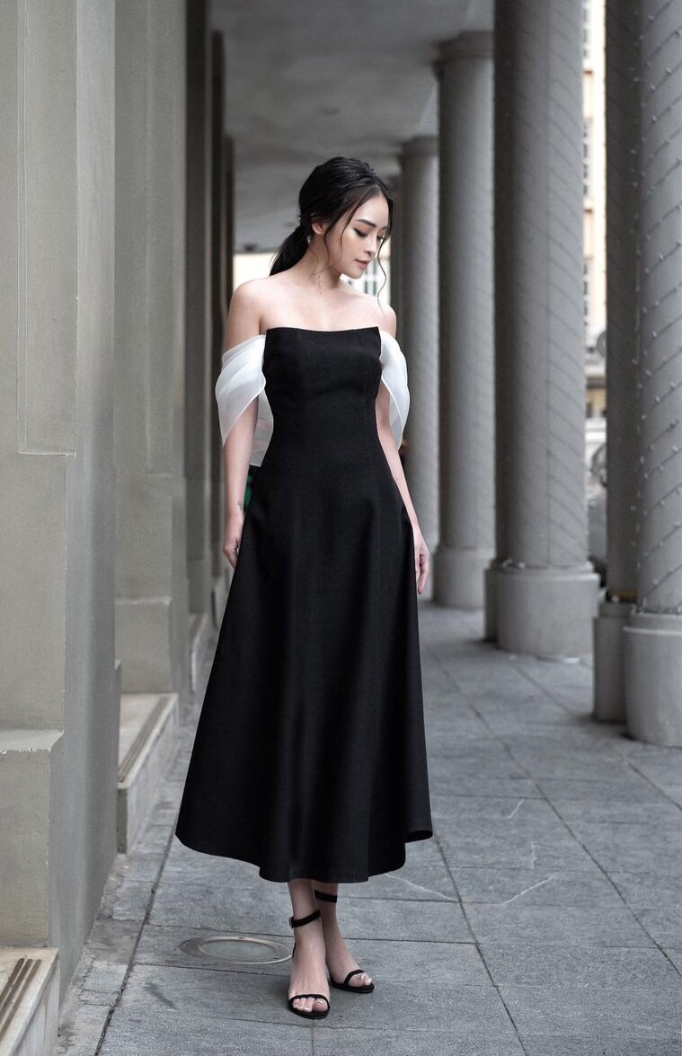 Đầm xoè kiểu cúp ngực phối tay voan kiếng