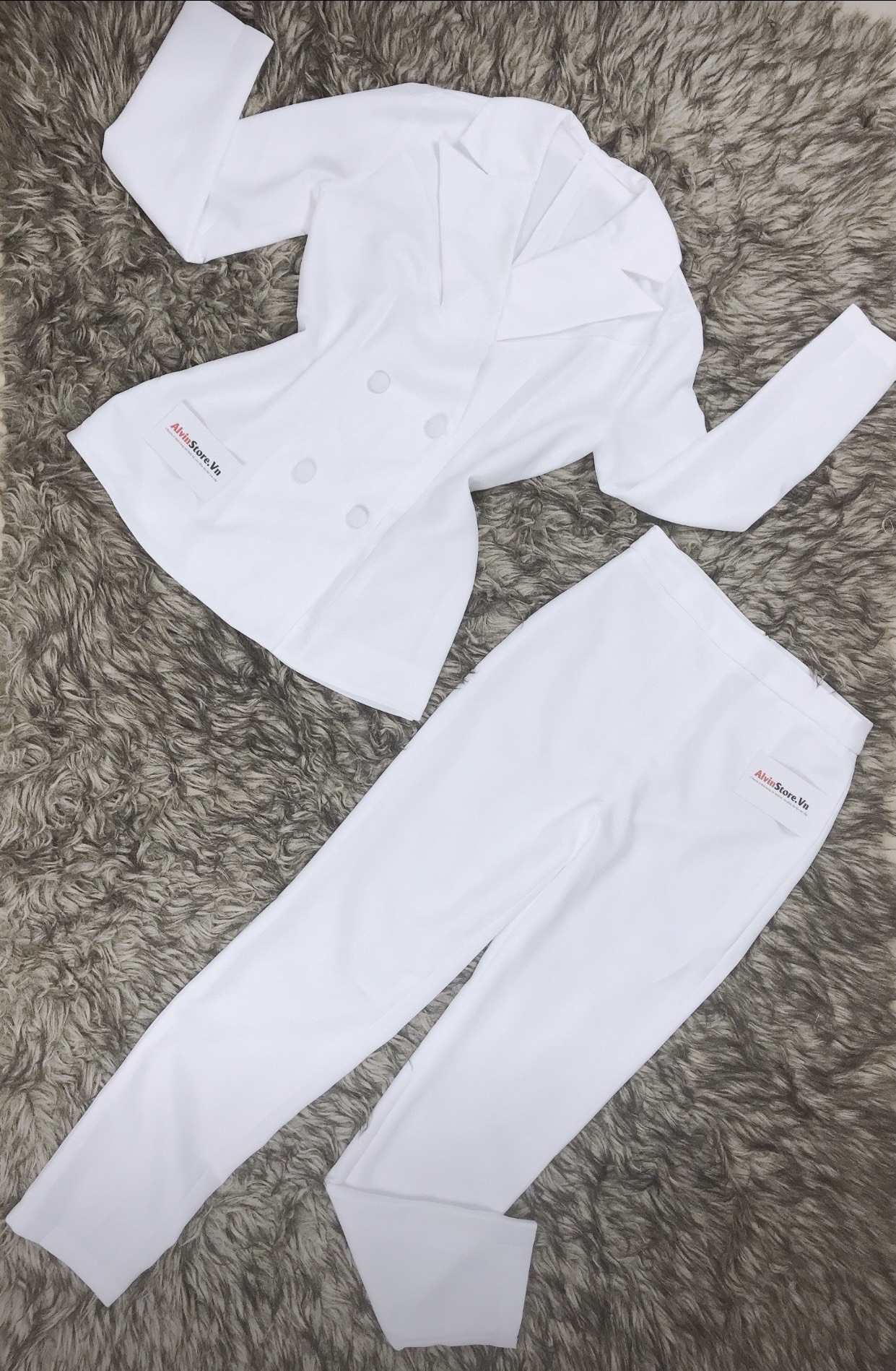 Bộ Vest Nữ Cao Cấp Thiết Kế Áo Vest Tay Dài Quần Ống Ôm Phù Hợp Công Sở Đi Tiệc (Trắng)