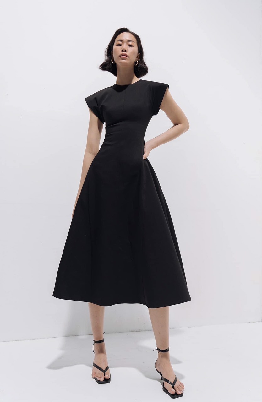 Đầm xoè dài kiểu tay liền phối túi (Trắng)