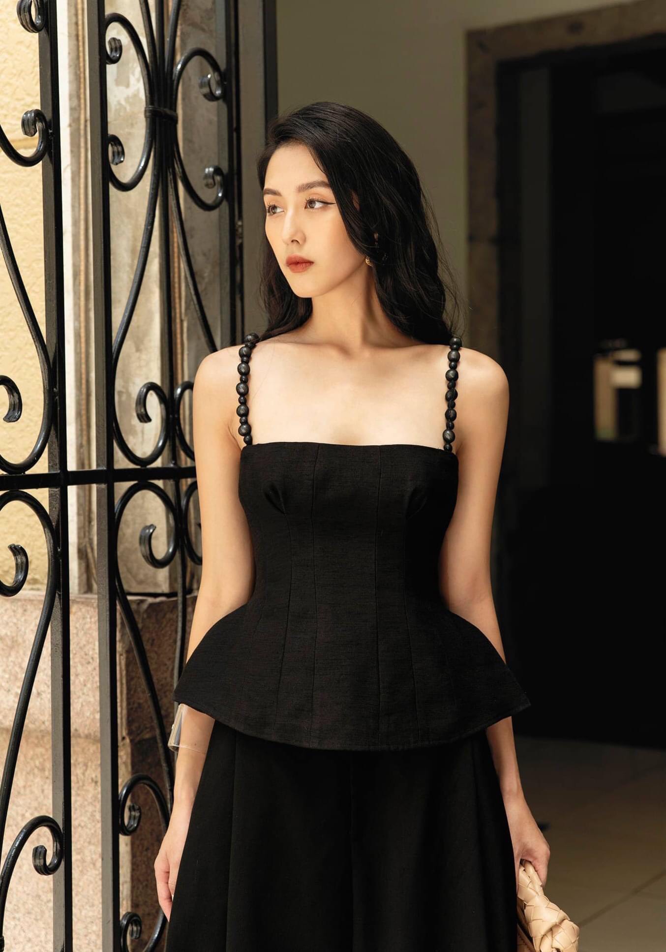 Set áo quần kiểu áo cúp hai dây ngọc quần ống rộng