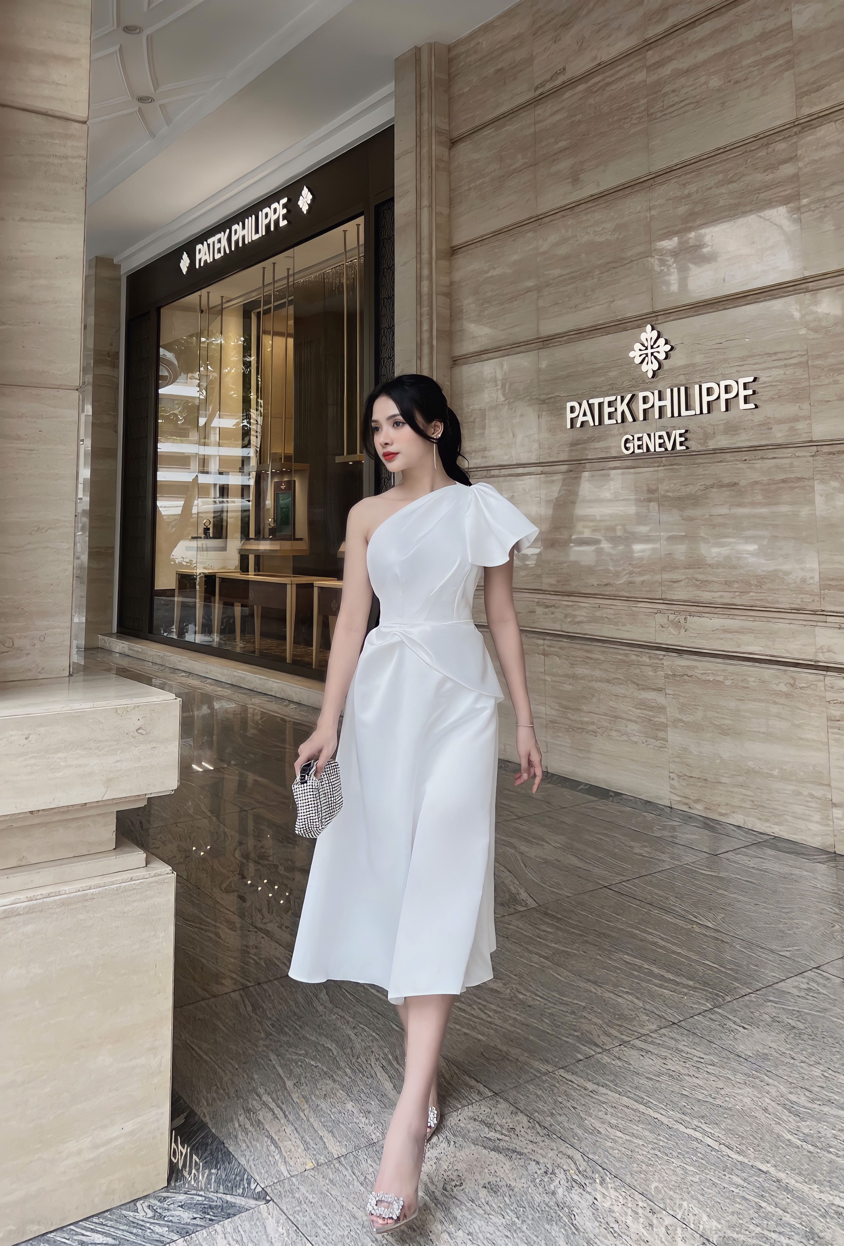 Đầm dáng xòe lệch vai nhún eo dự tiệc sang trọng