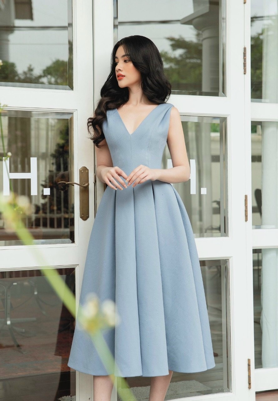 Đầm dáng xoè sát nách cổ V phối túi cao cấp