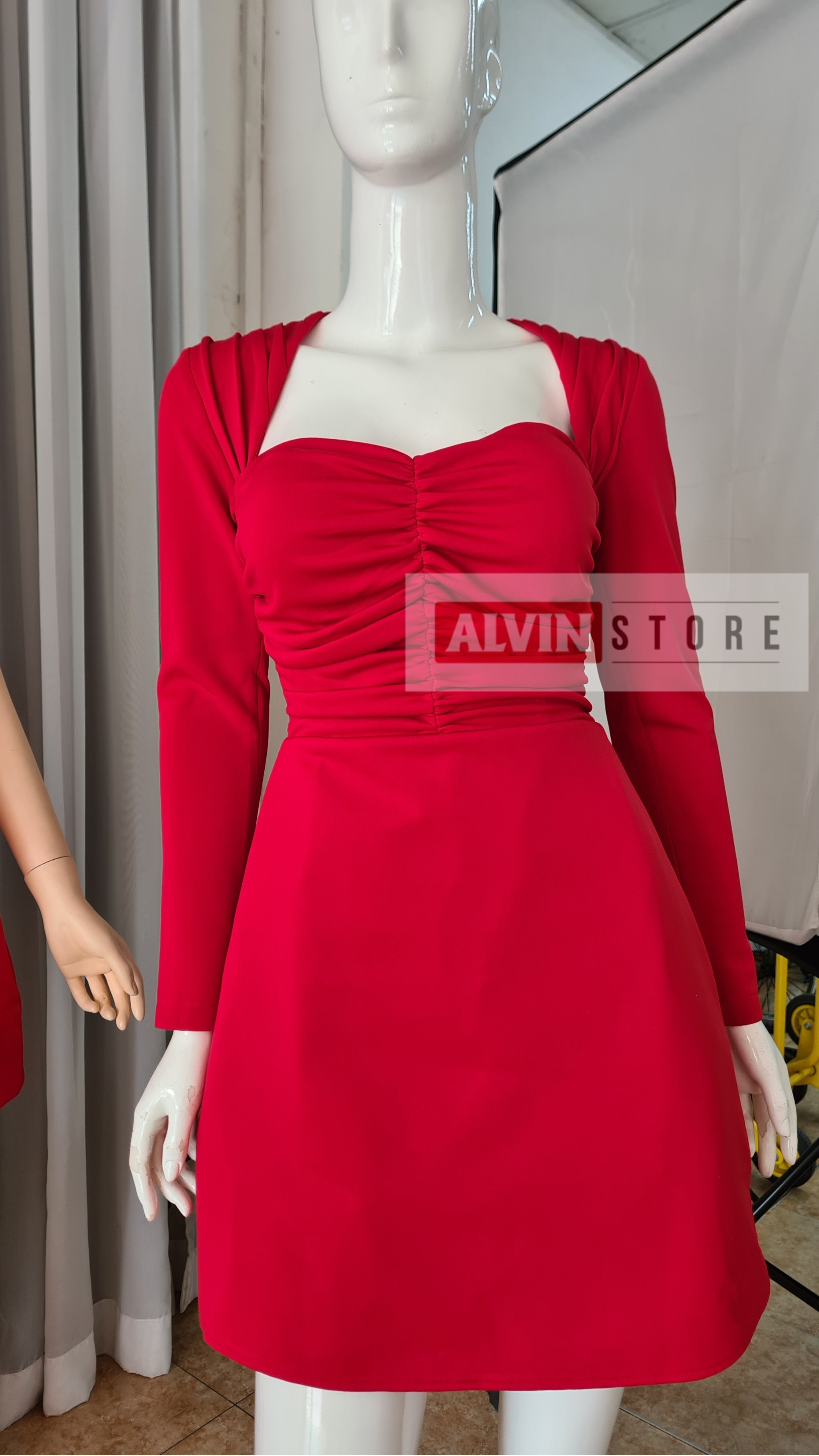 Đầm xòe dáng ngắn tay dài cúp ngực rút nhún Alvin Store 2931 ( Đen )