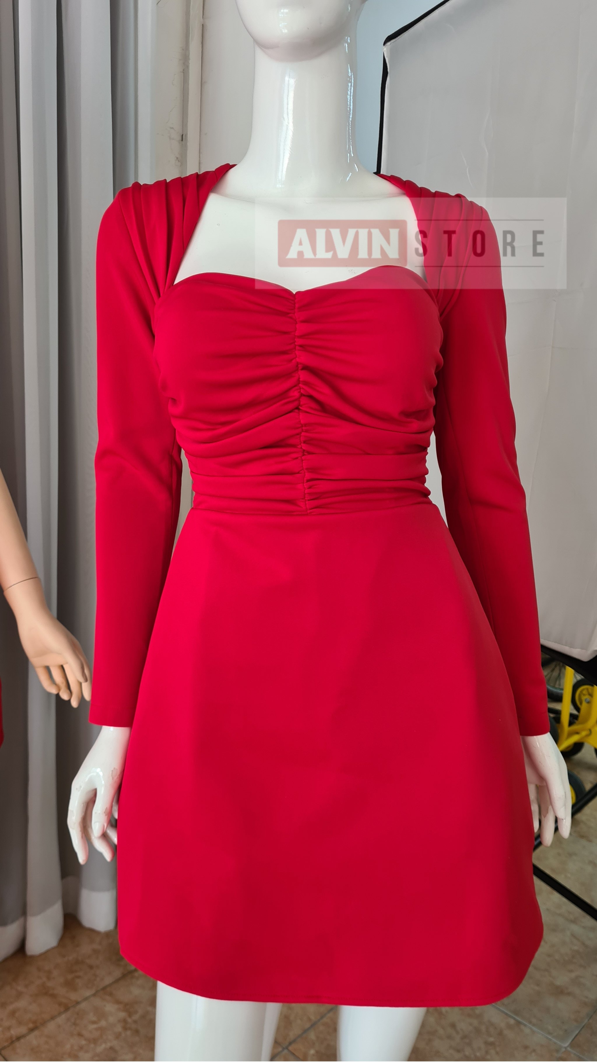 Đầm xòe dáng ngắn tay dài cúp ngực rút nhún Alvin Store 2931 ( Đen )