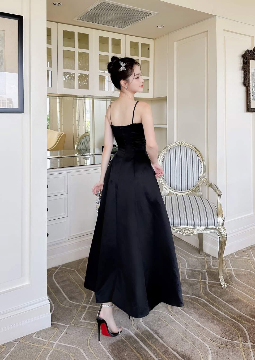 Đầm xòe dài hai dây cúp ngực phối nơ Alvin Store 2935 (Đen)