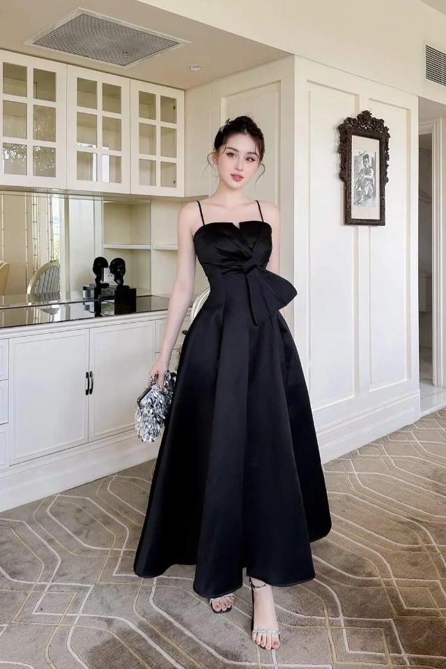 Đầm xòe dài hai dây cúp ngực phối nơ Alvin Store 2935 (Đen)