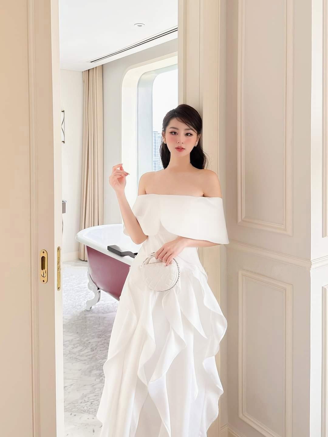 Đầm dự tiệc dáng xòe hở vai ngang phối bèo sang trọng Alvin Store 2942 (Trắng)