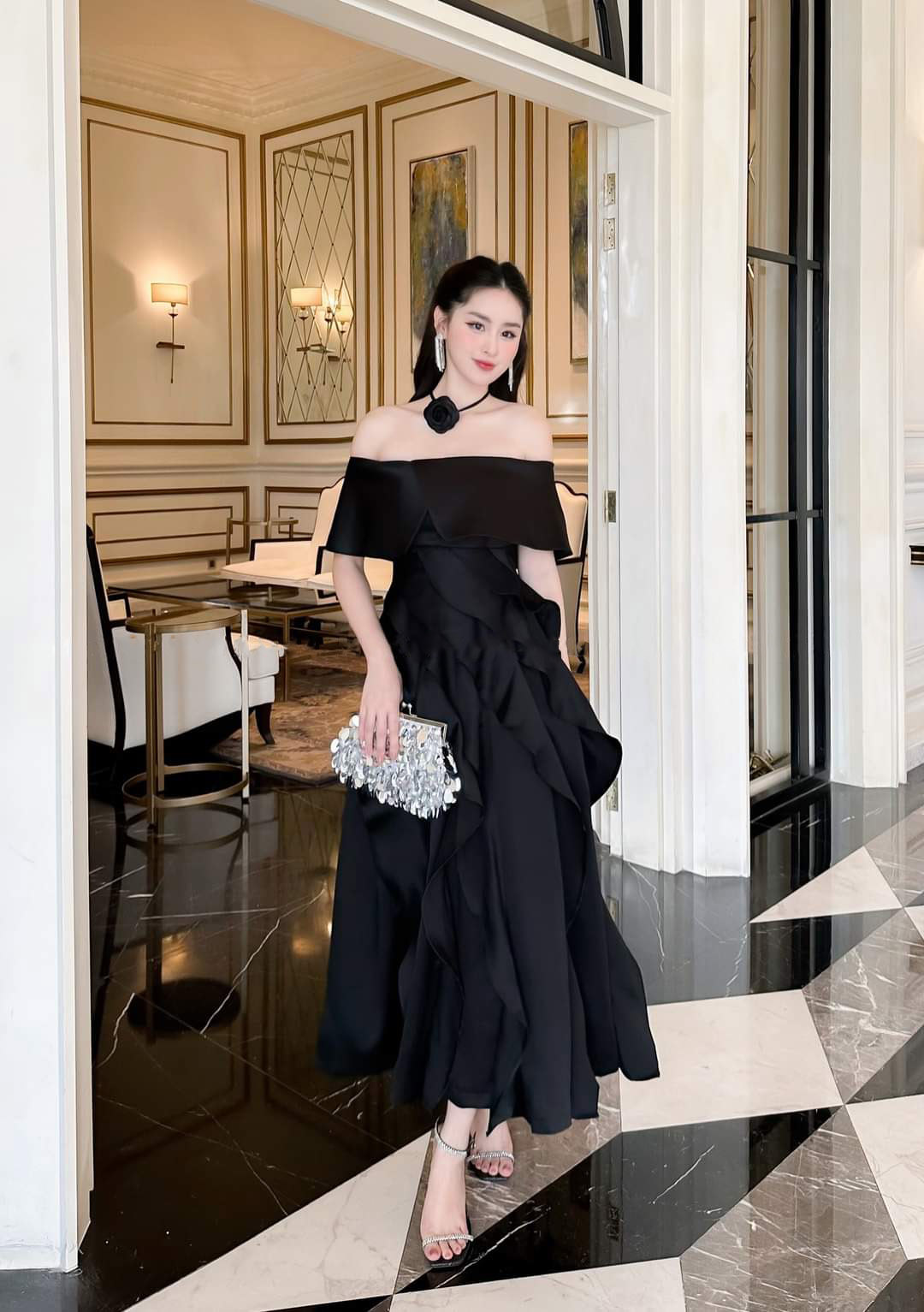 Đầm dự tiệc dáng xòe hở vai ngang phối bèo sang trọng Alvin Store 2942 (Đỏ)